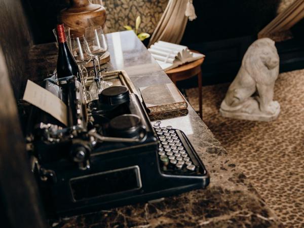 Charmante - Skostredet Hôtel : photo 5 de la chambre suite lionel