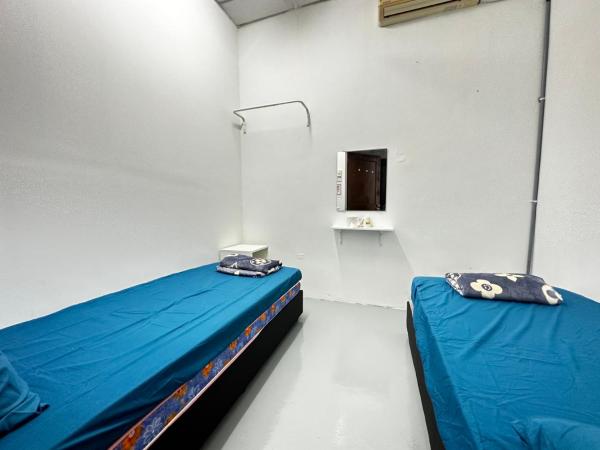 Jiaxin Dormitory-Setia Indah 家馨青年旅宿 : photo 8 de la chambre chambre simple standard avec salle de bains commune