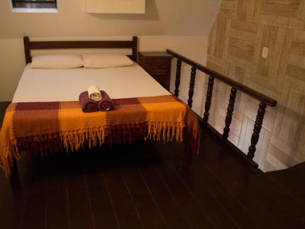 Pousada Casa da Pedra : photo 9 de la chambre chambre familiale (6 adultes)