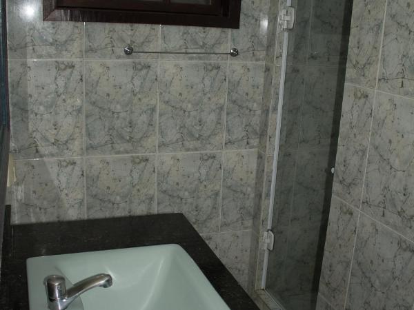 Pousada Casa da Pedra : photo 5 de la chambre chambre triple deluxe