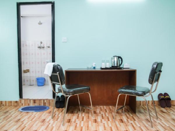 Yaksa Hotel Pvt. Ltd. : photo 8 de la chambre chambre double avec salle de bains privative