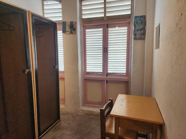 Mingle Highstreet : photo 8 de la chambre chambre lits jumeaux avec salle de bains commune