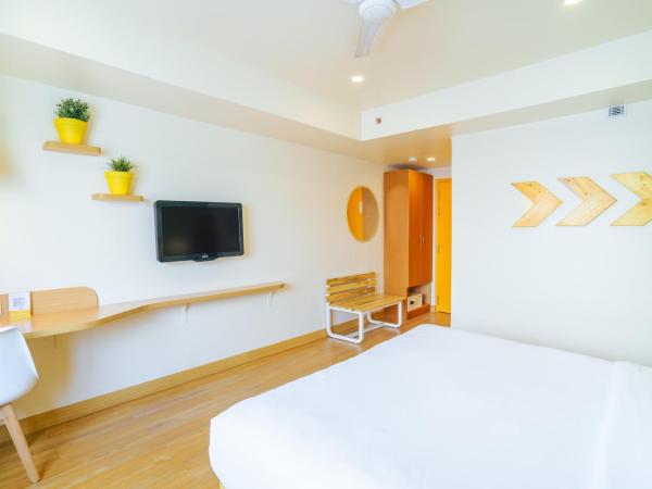 Bloom Hotel - Cyber Towers : photo 4 de la chambre chambre lit king-size deluxe