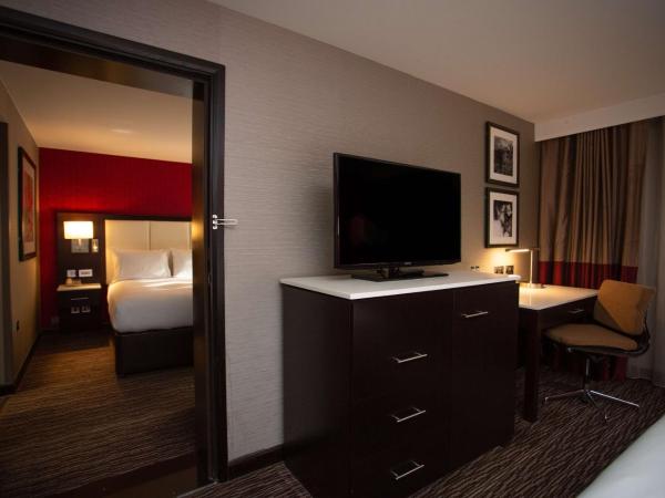 DoubleTree by Hilton Hotel Nottingham - Gateway : photo 2 de la chambre chambre familiale communicante lit queen-size