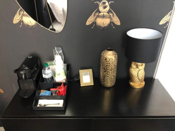 LIPPI 42 Guest House Villa with private garden : photo 7 de la chambre chambre double standard