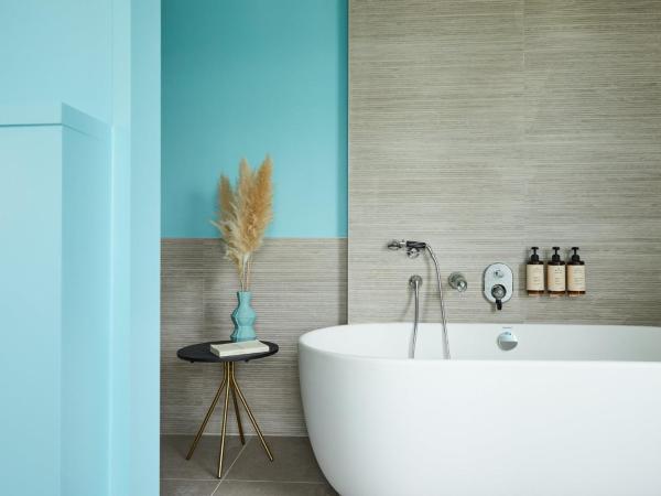 Hotel Indigo Bordeaux Centre Chartrons, an IHG Hotel : photo 7 de la chambre suite lit king-size