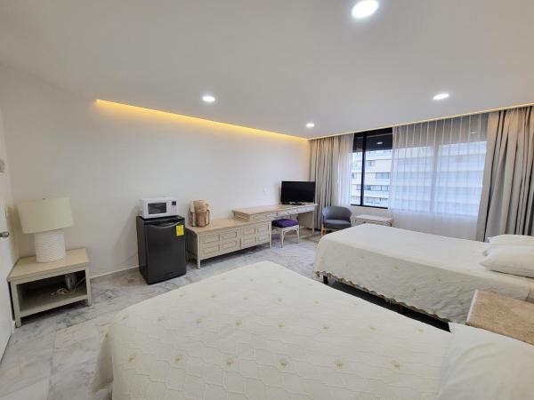 Beachfront Getaway Condo : photo 10 de la chambre appartement - vue sur mer