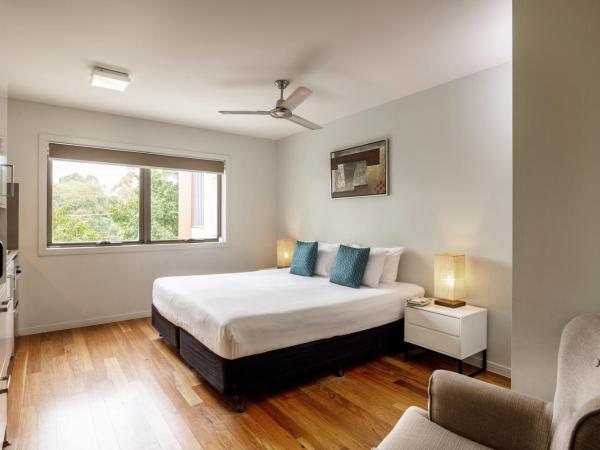 Essence Apartments Chermside : photo 1 de la chambre studio lit king-size