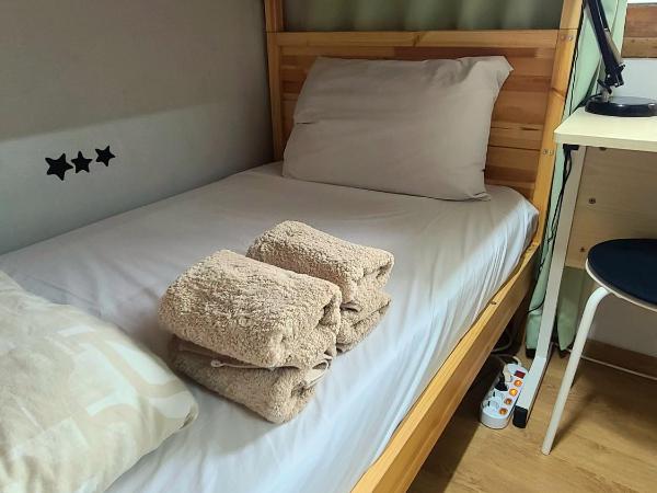 Appletree Guesthouse : photo 8 de la chambre petite chambre lits jumeaux