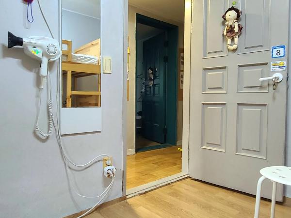 Appletree Guesthouse : photo 10 de la chambre petite chambre lits jumeaux