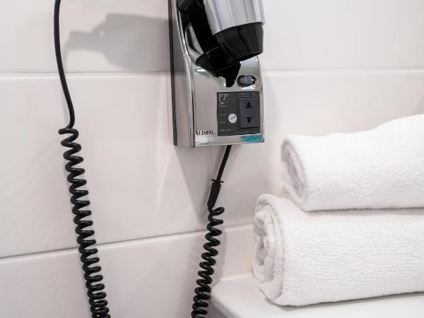 Novotel Nantes Centre Gare : photo 8 de la chambre chambre double classique avec canapé-lit double