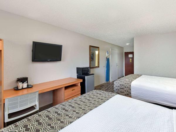 Microtel Inn and Suites by Wyndham - Cordova : photo 3 de la chambre chambre 2 lits queen-size - non-fumeurs