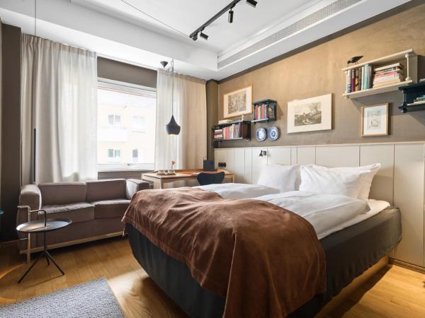 Mornington Hotel Stockholm : photo 3 de la chambre chambre supérieure oak lit queen-size