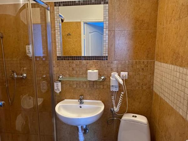 Lezzet Hotel & Turkish Restaurant : photo 5 de la chambre chambre lits jumeaux Économique