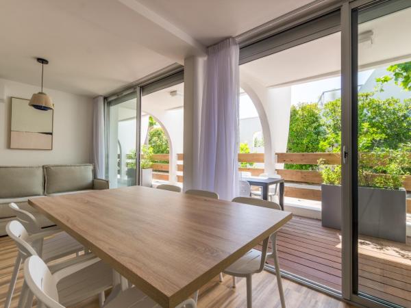 MY Hôtel Résidences - La Grande-Motte : photo 7 de la chambre appartement avec terrasse