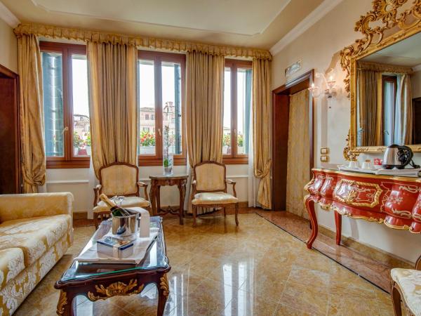 Canal Grande : photo 6 de la chambre suite - vue sur le grand canal