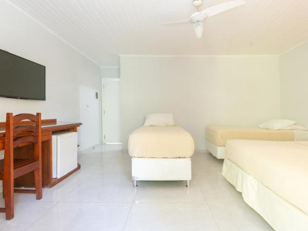 Pousada Marbella Inn : photo 2 de la chambre chambre familiale