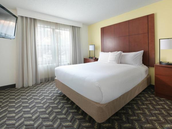 Residence Inn Dallas Addison/Quorum Drive : photo 2 de la chambre suite 2 chambres