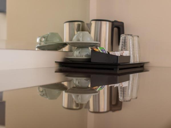 Delice Hotel - Family Apartments : photo 6 de la chambre chambre double ou lits jumeaux