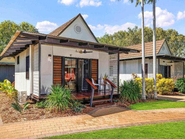 Mercure Darwin Airport Resort : photo 2 de la chambre bungalow de luxe avec lit queen-size