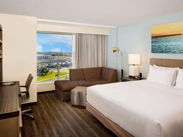 Hyatt House across from Universal Orlando Resort : photo 1 de la chambre cabinet de travail avec lit king-size