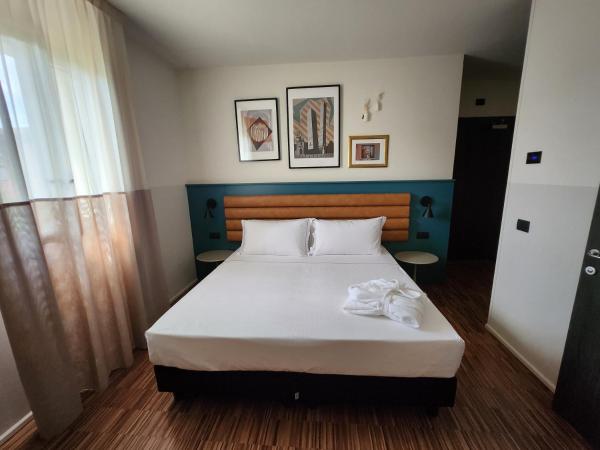 Bleis Hotel ex Hotel Imperial : photo 2 de la chambre chambre simple standard