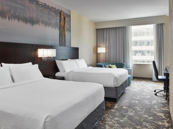 Courtyard by Marriott Portland City Center : photo 1 de la chambre chambre avec 2 grands lits queen-size 