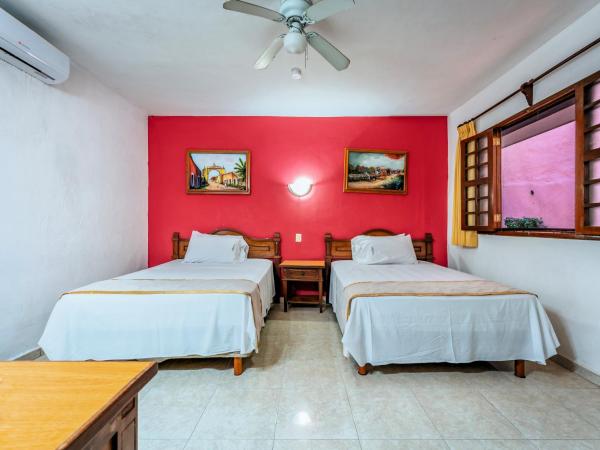 Hotel Santa Lucía : photo 1 de la chambre chambre lits jumeaux standard