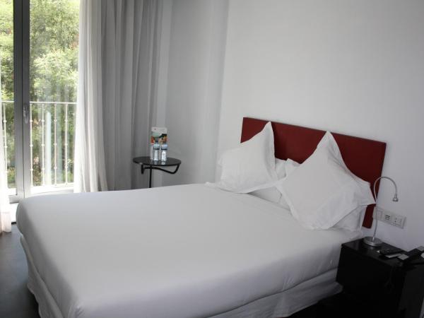 Mayerling Hotel : photo 4 de la chambre chambre double ou lits jumeaux supérieure