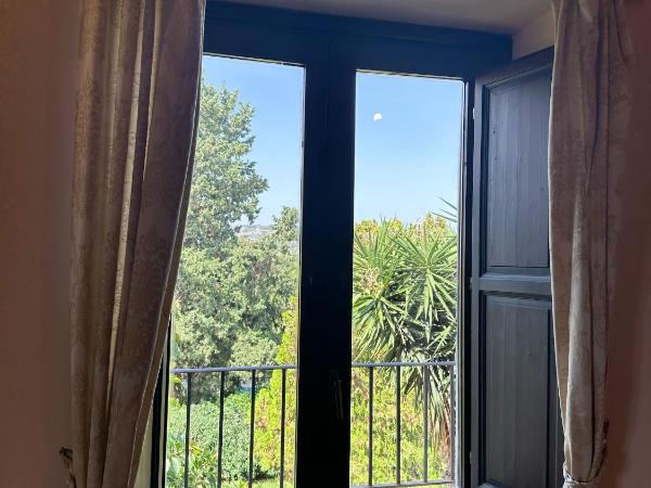 Hotel Lady Lusya : photo 3 de la chambre chambre triple - vue sur la piscine