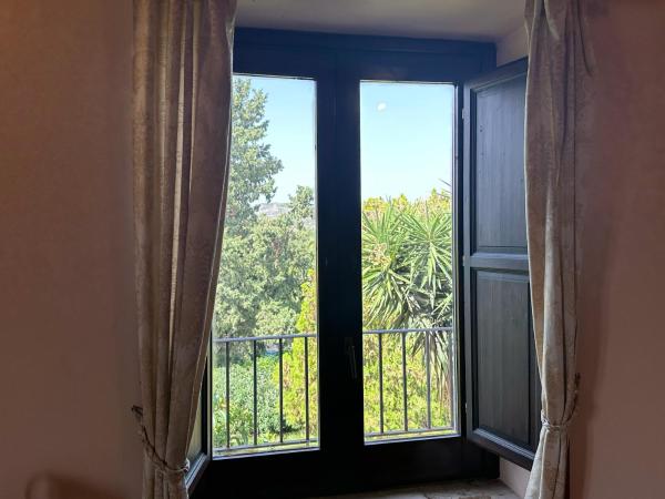 Hotel Lady Lusya : photo 6 de la chambre chambre triple - vue sur la piscine