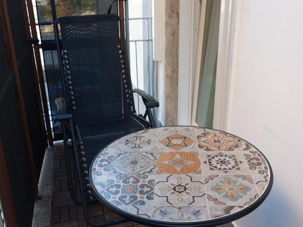 B&B Mini Hotel Incity-close train station and port- : photo 1 de la chambre grande chambre double