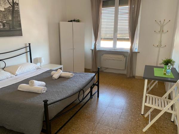 Night & Day : photo 1 de la chambre chambre simple avec salle de bains commune