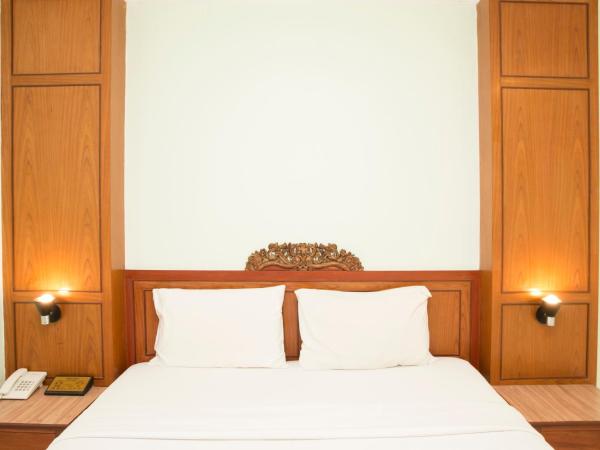 S Lodge Pattaya formally Sabai Lodge : photo 10 de la chambre chambre double standard
