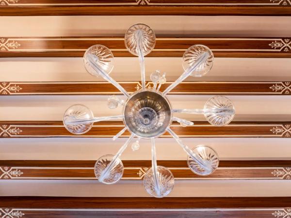 Palazzo Schiavoni Residenza d'epoca & Suite-Apartments : photo 6 de la chambre appartement 2 chambres - vue sur canal