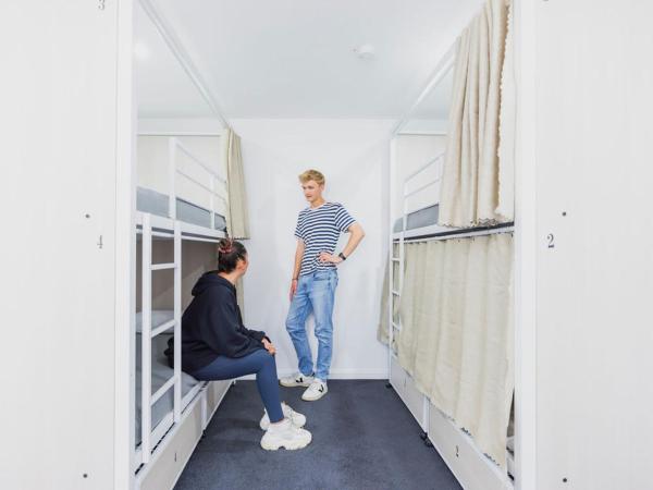 The Social Hotel, Sydney : photo 2 de la chambre single bed in 6-bed dormitory room (18-35 years only)