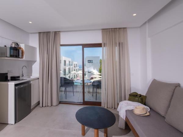 Mika Villas & Suites : photo 2 de la chambre appartement 1 chambre