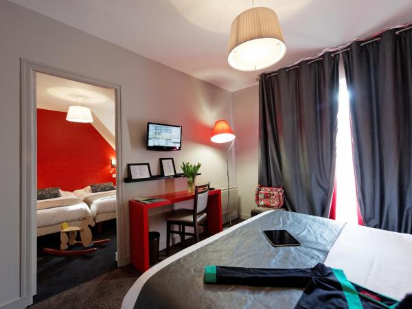 Hôtel La Résidence des Artistes : photo 1 de la chambre hébergement familial - 2 chambres communicantes