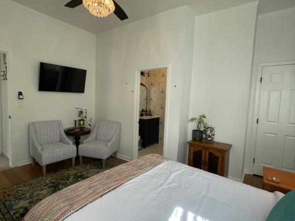 Flora House Denver : photo 1 de la chambre suite lit queen-size deluxe