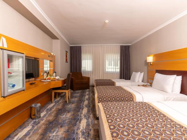 Ankara Plaza Hotel : photo 1 de la chambre chambre triple
