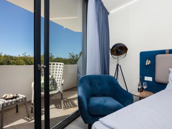 Del Mar Emotion Resort : photo 6 de la chambre chambre double standard avec balcon