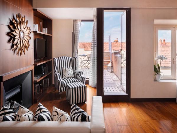 Repubblica Firenze Luxury Apartments | UNA Esperienze : photo 2 de la chambre hébergement décloisonné avec terrasse privée - vue panoramique