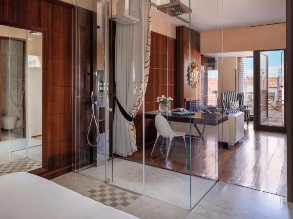 Repubblica Firenze Luxury Apartments | UNA Esperienze : photo 4 de la chambre hébergement décloisonné avec terrasse privée - vue panoramique