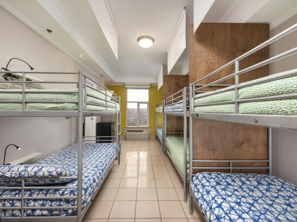Samesun Montreal Hotel & Hostel : photo 4 de la chambre lit simple dans dortoir pour femmes