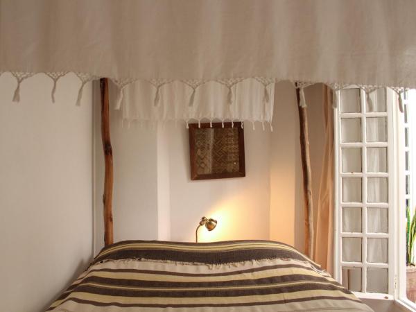 Riad Baladin : photo 1 de la chambre chambre simple avec grand lit