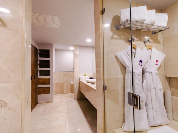Camino Real Aeropuerto : photo 10 de la chambre suite master