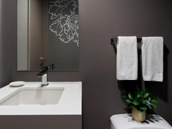 W South Beach : photo 4 de la chambre suite 1 chambre avec balcon oasis - vue sur mer