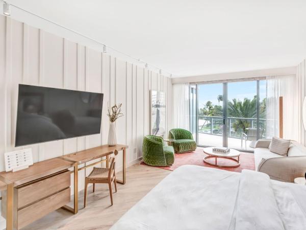 W South Beach : photo 3 de la chambre studio lit king-size splendide avec balcon - tage infrieur