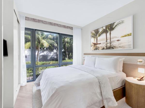 W South Beach : photo 8 de la chambre suite bungalow 2chambres avec balcon - rez-de-chausse - ct piscine