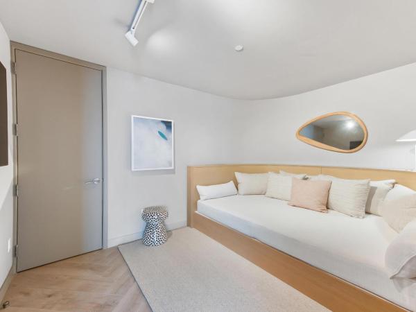 W South Beach : photo 8 de la chambre suite 1 chambre avec balcon oasis - vue sur mer